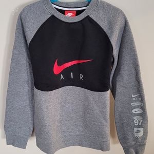 Nike Sweater - Boy's Medium